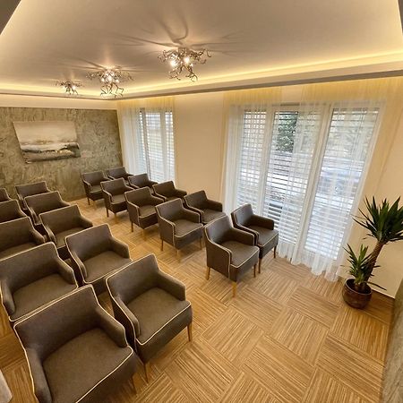 Hotel Bartoš Frenštát pod Radhoštěm Buitenkant foto