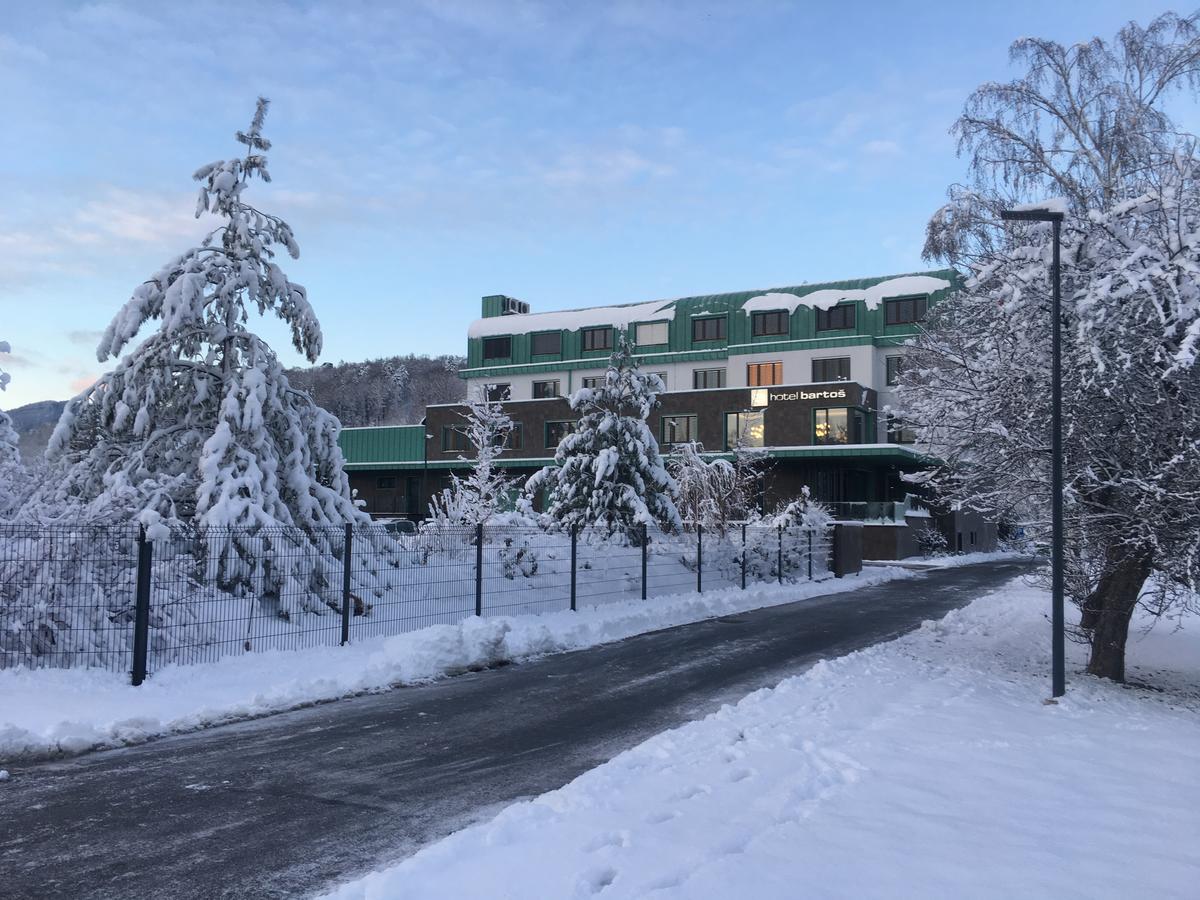 Hotel Bartoš Frenštát pod Radhoštěm Buitenkant foto